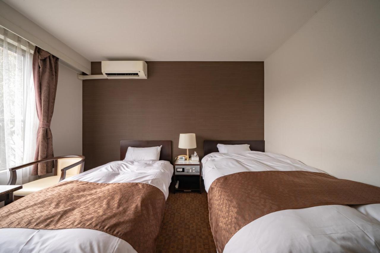 Kitsuregawa Country Club & Bihada Onsen Hotel Kitsuregawa Sakuyama Экстерьер фото