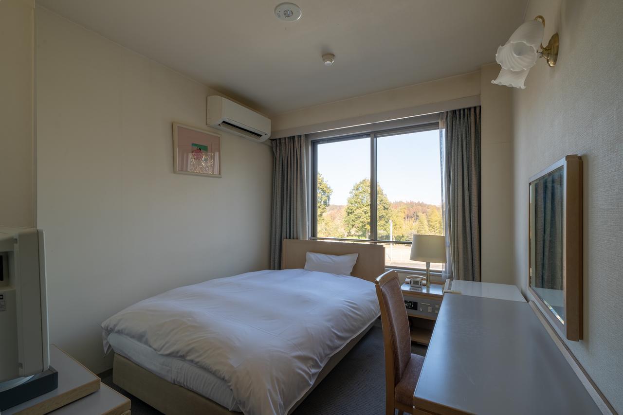 Kitsuregawa Country Club & Bihada Onsen Hotel Kitsuregawa Sakuyama Экстерьер фото